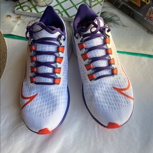 Nike White and Purple Sneakers with Orange Accents